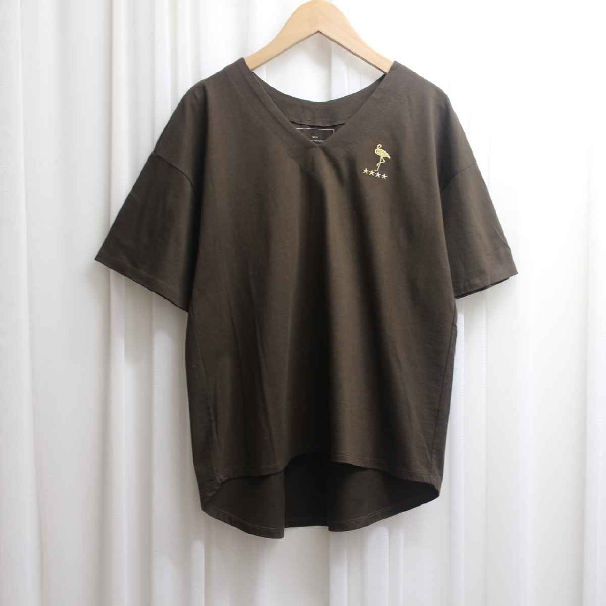 QTUME VネックTシャツ