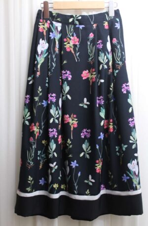 [ DOS DIOSAS / ドスディオサス ] 花柄スカート