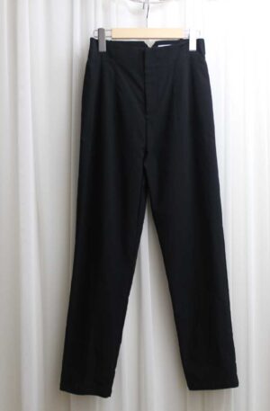 ハイウエストテーパードパンツ