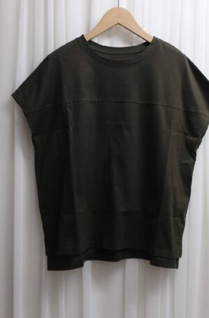 [ QTUME / クチューム ] フレンチスリーブ T シャツ